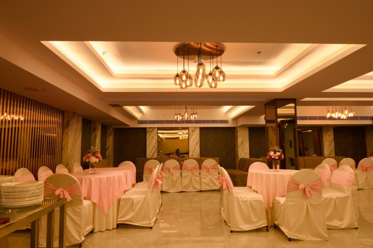 Hotel Klg Altoria Chandīgarh Extérieur photo